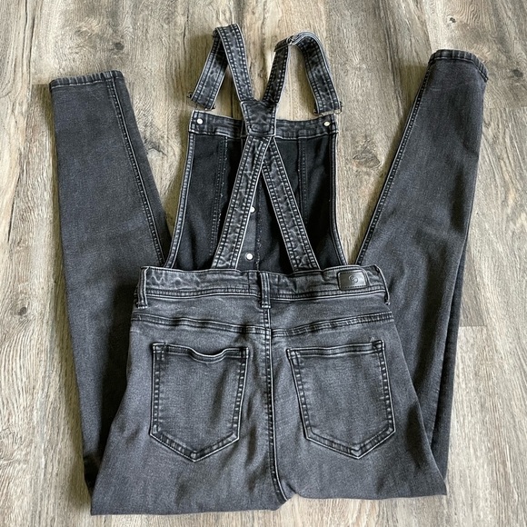 Celebrity Pink Overalls, size small - Picture 8 of 8